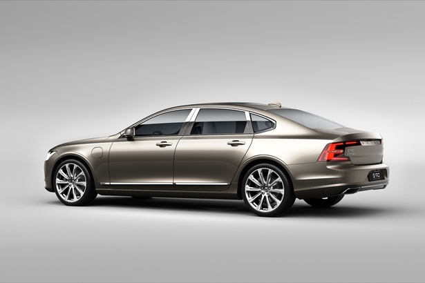 s90 excellence rear 58