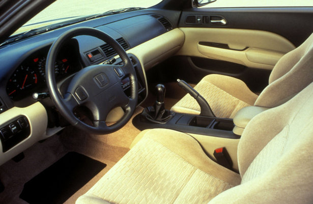 fifth generation Honda Prelude interior