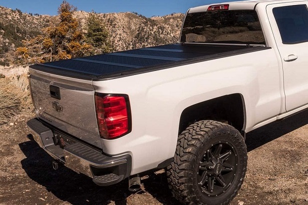 Chevy foldable truck bed cover
