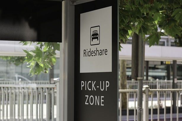 rideshare pickup zone